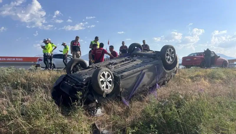 Nişan Töreninden Dönüşte Facia: 1 Ölü, 4 Yaralı