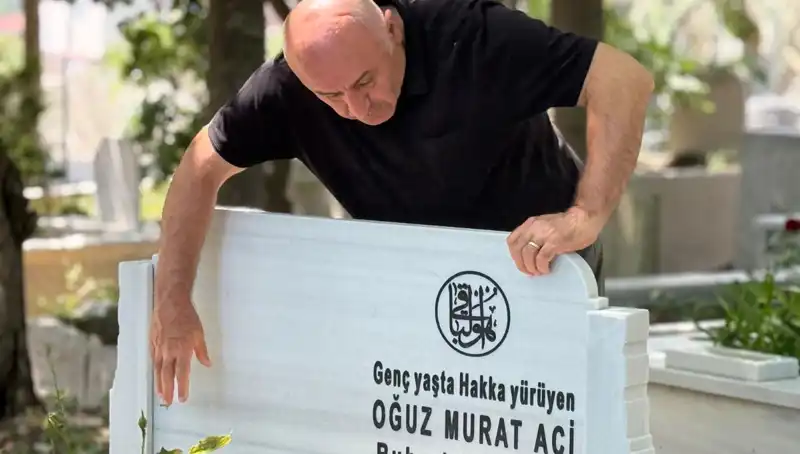 Aci Ailesinin Hüzün Dolu Babalar Günü: Kalpler Yaralı, Hatıralar Canlı