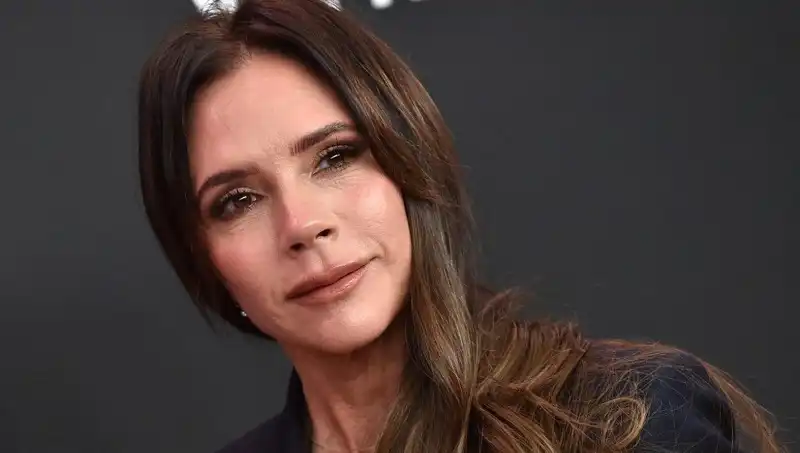 Victoria Beckham’ın Gençlik Sırrı Açığa Çıktı: Günde 3-4 Adet Tüketiyor!