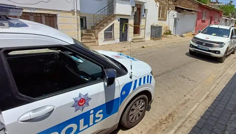 Evden Gelen Korkutucu Kokular, Üç Gün Boyunca Ölü Yatmıştı