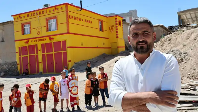 Fanatik Taraftar, Icardi'nin Ardından Osimhen Adını Duvara Yazdırdı