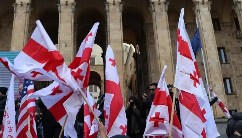 Gürcistan'da Enflasyon Yükselişi: Ekonomik Dengesizlik Korkutuyor