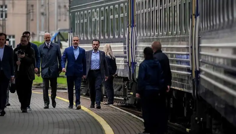 Dışişleri Bakanı Fidan, Ukrayna İle Yeni Dönem İçin Önemli Temaslarda Bulundu