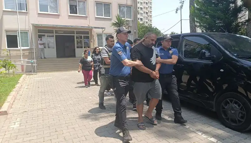 Adana'da Dolandırıcılığa Geçit Yok: 4 Şüpheli Tutuklandı!