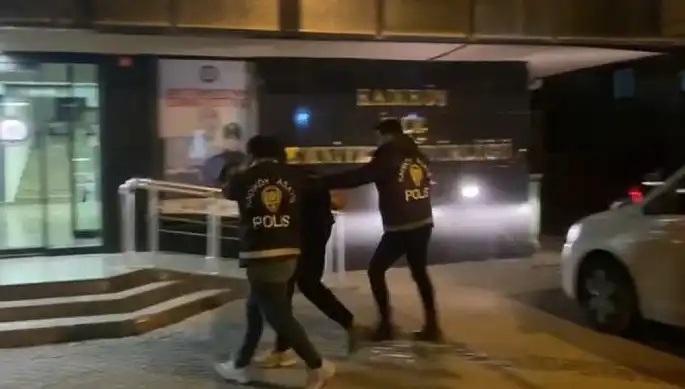 Galatasaray Taraftarını Silahla Yaralayan Şahsın Yakalanması: Olayın Detayları