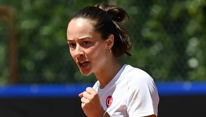 Türkiye’nin Genç Tenisçi Yıldızı Zeynep Sönmez, Finalde Hayal Mi Gerçek Mi?