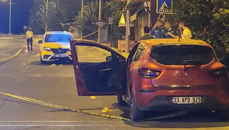 Otomobillerden İnip Tehlikeli Savaş: 2 Ölü, 5 Yaralı Olayı Üzerine Bilgiler