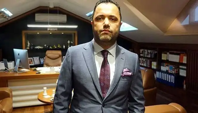 Rezan Epözdemir'in Soruşturması: Suçlamalar Dikkat Çekiyor