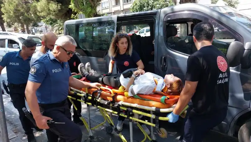Samsun'da Küçük Bir Hüzün: Minibüs Kamyona Çarptı!