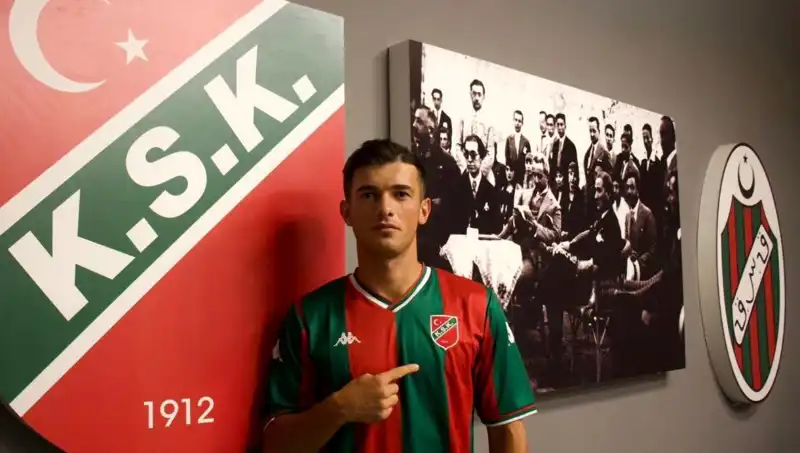 Karşıyaka Spor Kulübü'nde Transfer Hareketliliği: Yeni Yüzler Geliyor