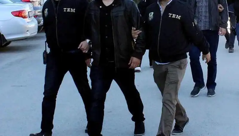 İstanbul'da Terör Operasyonu: 14 Kişi Gözaltına Alındı, Detaylar Ortaya Çıktı