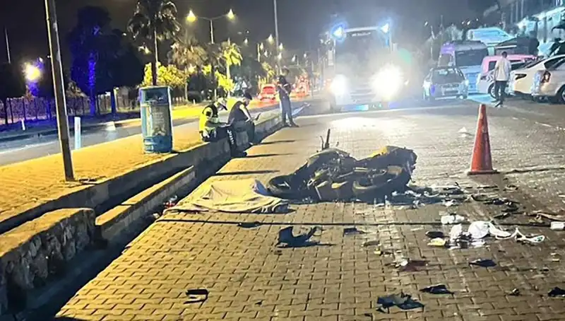 Alanya’da Meydana Gelen Motosiklet Kazası Hayatları Değiştirdi