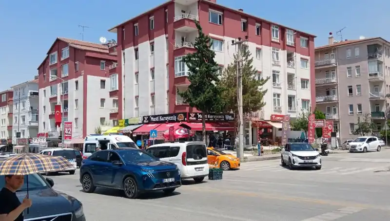 Taksi ile Otomobil Çarpıştı: Korkutan Kaza Ayrıntıları ve Tanık Görüşleri