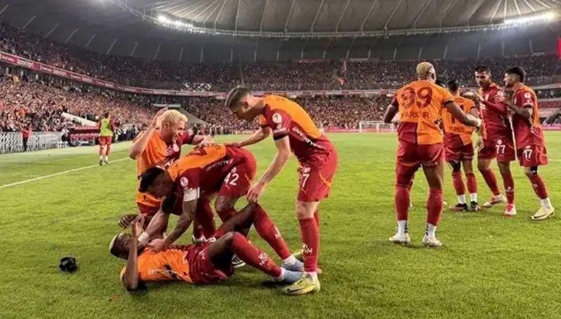 Kıran Kırana Pazarlık: 3 Haziran 2025 Spor Manşetlerinde Neler Oluyor?