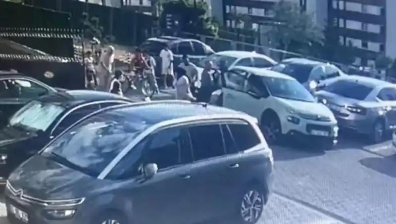 Eşini ve Yakınlarını Arabayla Ezerek Kaçan Şahıs Tutuklandı